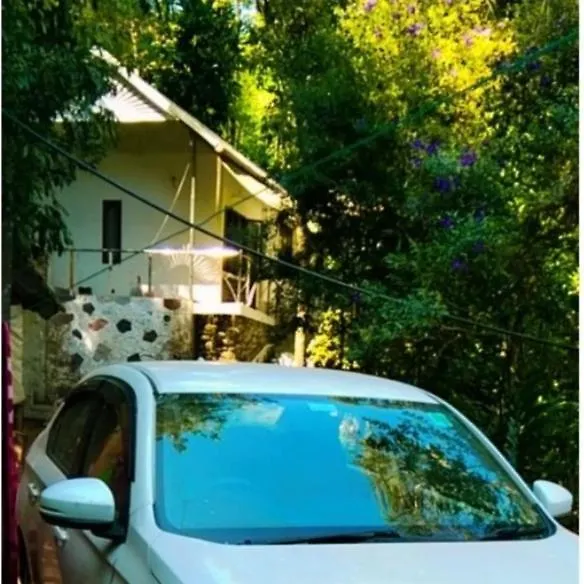 Munnar Green Portico Cottage Resort
